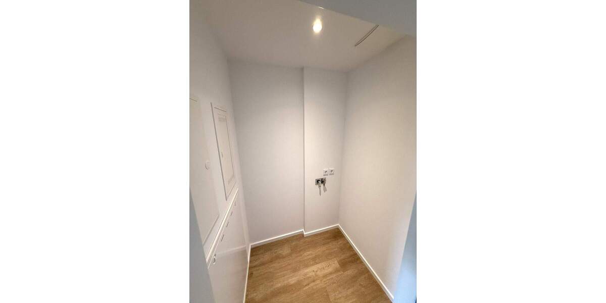 Etagenwohnung Hannover Vahrenwald - 3 Zimmer, 113 m&sup2;, 1.872&euro; | Angebot:26555425