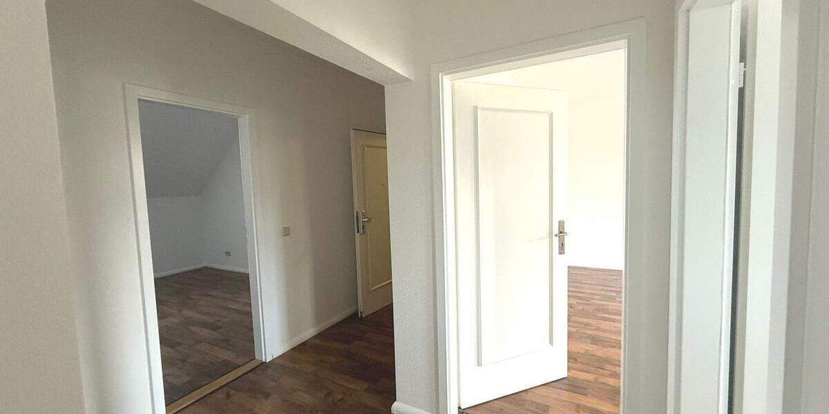 Etagenwohnung Chemnitz Gablenz - 3 Zimmer, 64 m&sup2;, 355&euro; | Angebot:26540797