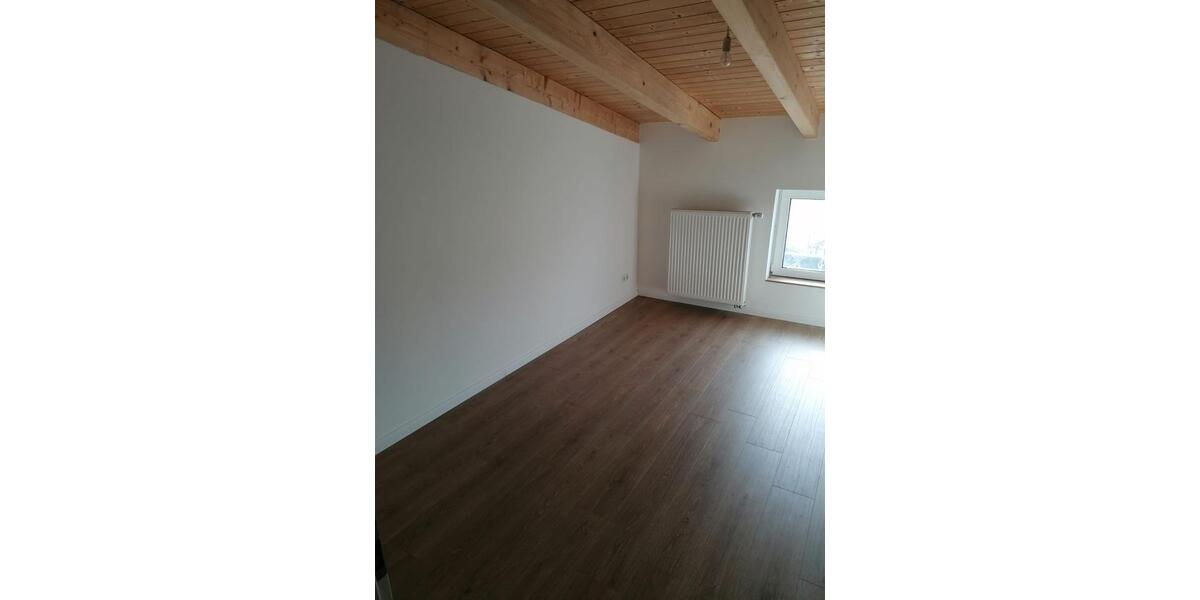 Dachgeschoßwohnung Güstrow - 3 Zimmer, 98 m&sup2;, 930&euro; | Angebot:25440690