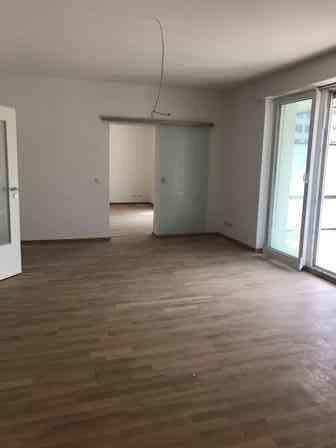 Exklusive 3-Zimmer Stadt Wohnung mit 2 Balkonen ! zimmer