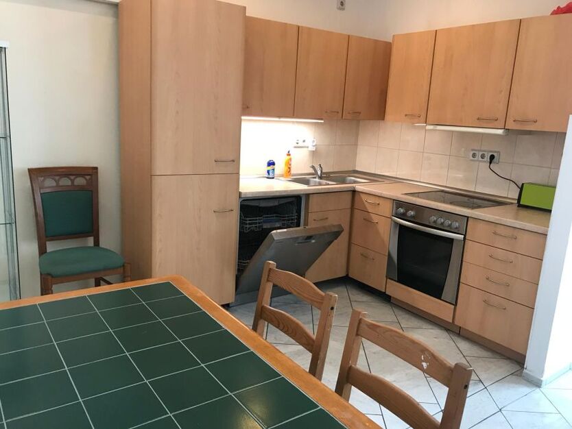 3 Zimmer helles Wohnung in der näher von Altstadt Spandau, 50 qm Terasse, Gäste WC 3 zimmer