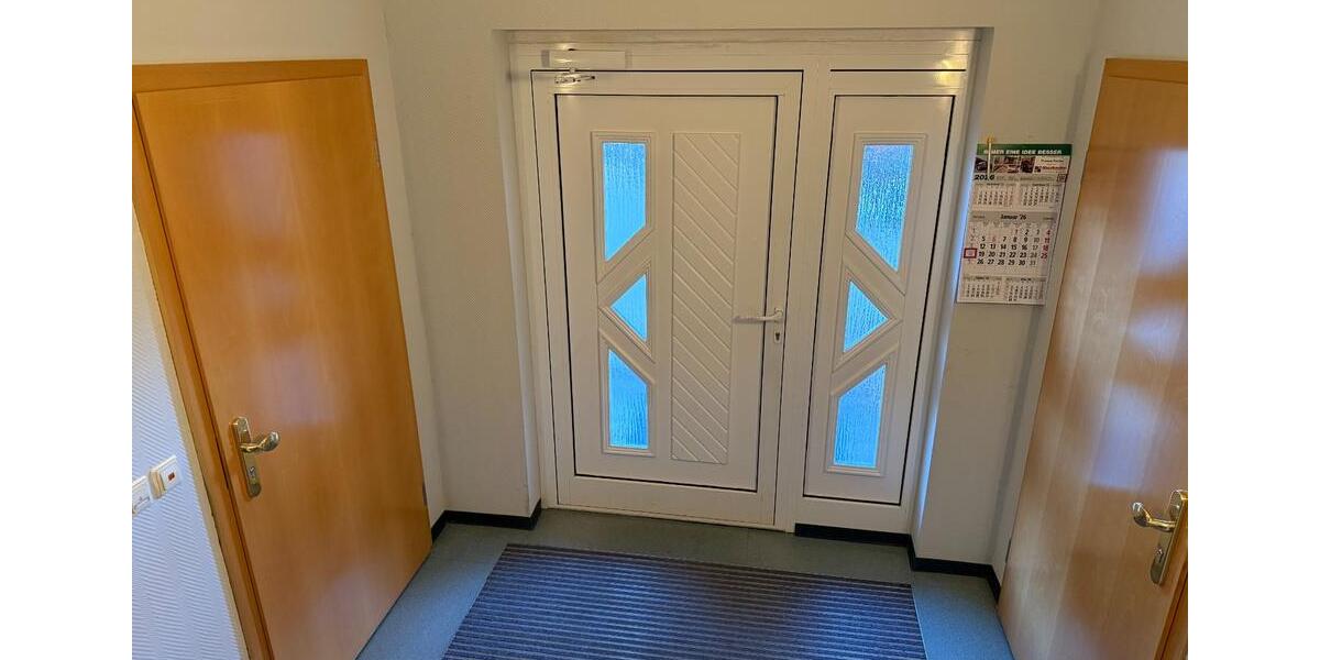 Erdgeschoßwohnung Hohndorf - 2 Zimmer, 60 m&sup2;, 390&euro; | Angebot:24589486