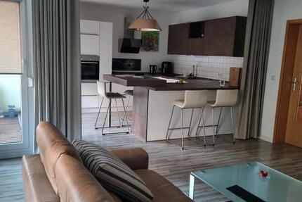 Wohnung Zwickau - 3 Zimmer, 76 m&sup2;, 530&euro; | Angebot:25824218