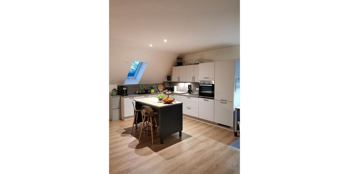 Dachgeschoßwohnung Nauen - 2 Zimmer, 94 m&sup2;, 1.409&euro; | Angebot:25995364