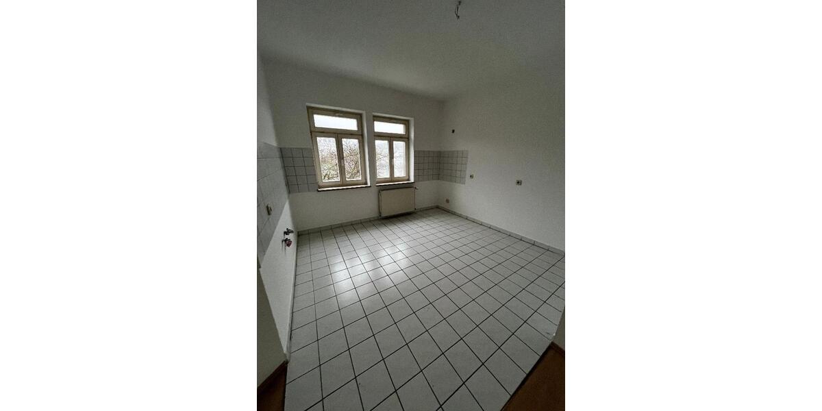 Etagenwohnung Querfurt - 4 Zimmer, 116 m&sup2;, 870&euro; | Angebot:25127329