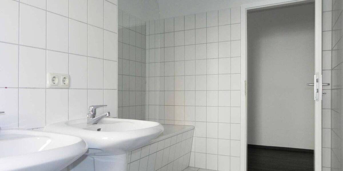Etagenwohnung Greiz Irchwitz - 2 Zimmer, 61 m&sup2;, 320&euro; | Angebot:25674659