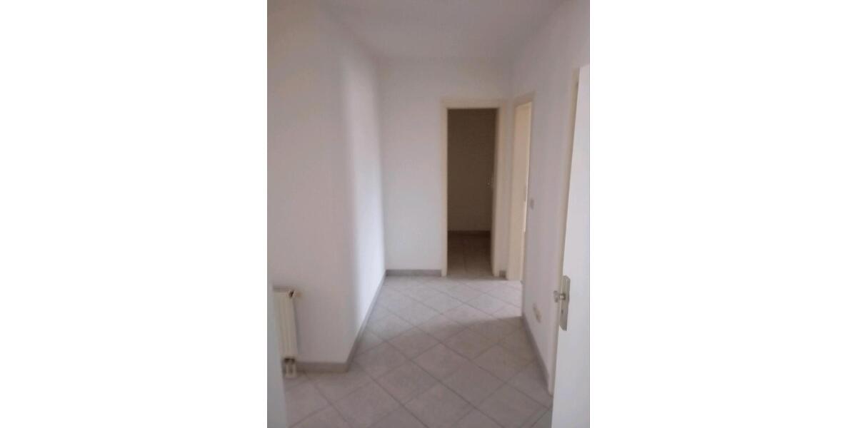 Etagenwohnung Zittau - 1 Zimmer, 68 m&sup2;, 341&euro; | Angebot:26474739