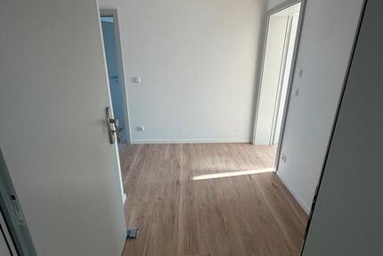Wohnung Wackersdorf - 3 Zimmer, 90 m&sup2;, 1.150&euro; | Angebot:24559474