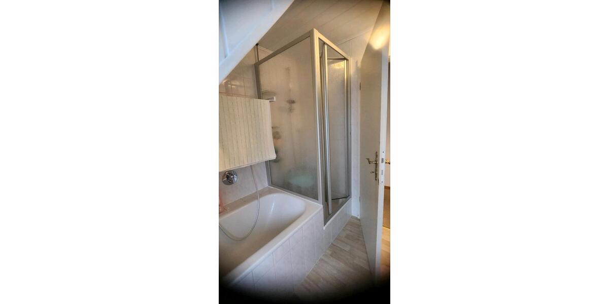 Dachgeschoßwohnung Ilmenau - 3 Zimmer, 70 m&sup2;, 650&euro; | Angebot:25333301