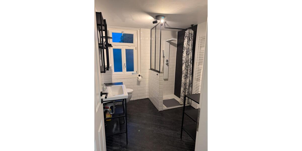 Einfamilienhaus Sinn - 5 Zimmer, 160 m&sup2;, 1.200&euro; | Angebot:23415451