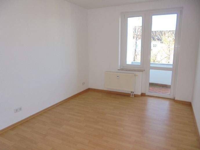 Etagenwohnung Chemnitz Ebersdorf - 2 Zimmer, 53 m&sup2;, 296&euro; | Angebot:26843672