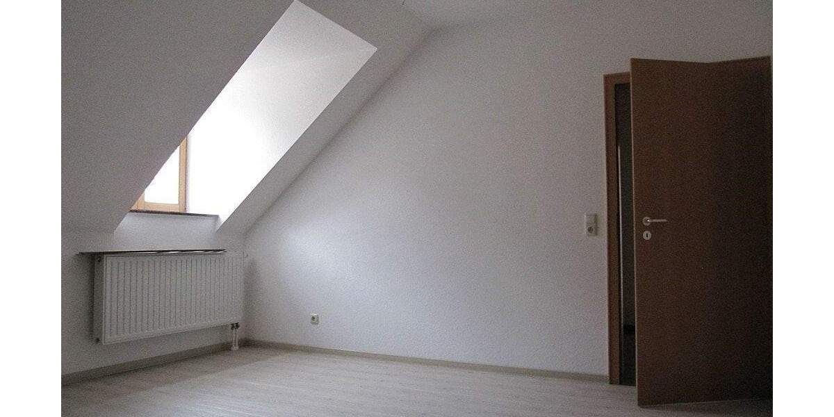 Etagenwohnung Auerbach Richardshöhe - 2 Zimmer, 64 m&sup2;, 360&euro; | Angebot:25686146