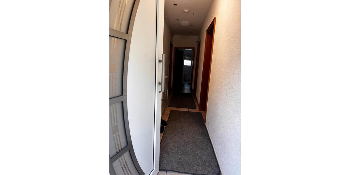 Wohnen auf Zeit Hamm Heessen - 4 Zimmer, 95 m&sup2;, 500&euro; | Angebot:26337160