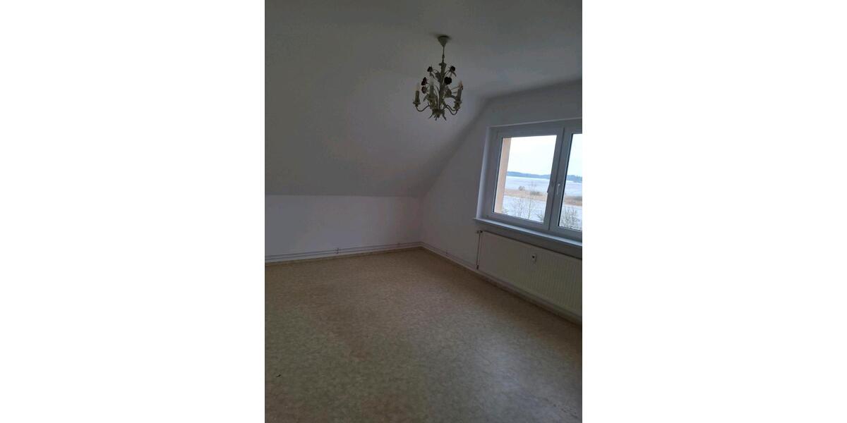 Dachgeschoßwohnung Hambergen - 3 Zimmer, 52 m&sup2;, 280&euro; | Angebot:26523704