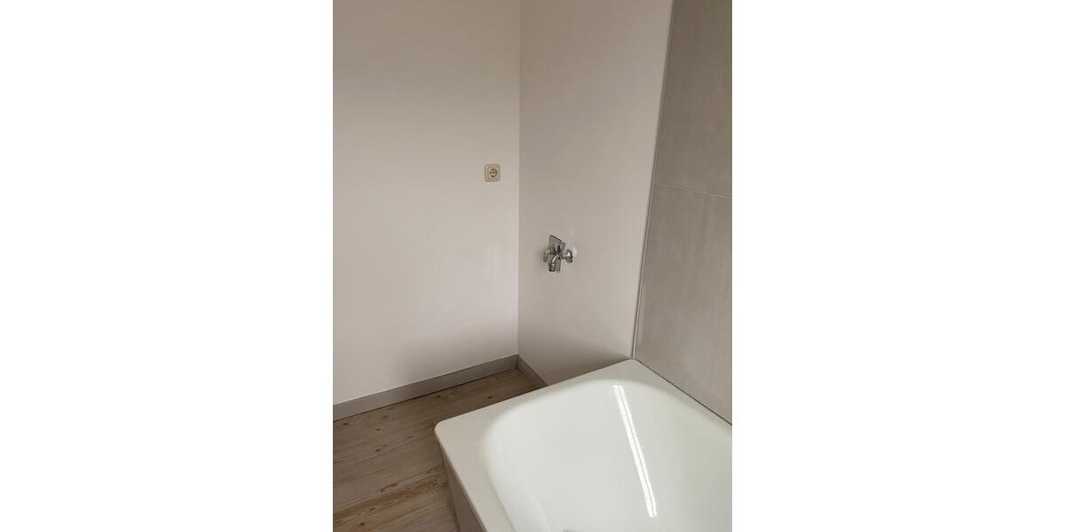 Dachgeschoßwohnung Nossen - 2 Zimmer, 77 m&sup2;, 500&euro; | Angebot:24360387