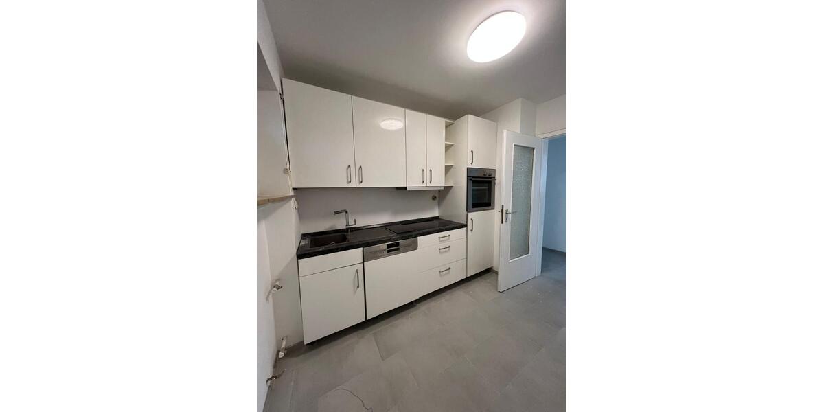 Etagenwohnung Dittelbrunn - 3 Zimmer, 100 m&sup2;, 850&euro; | Angebot:25875128