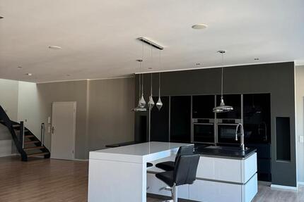 Penthouse-Wohnung – Wohnen oder Gewerbe (BüroBeauty) zimmer