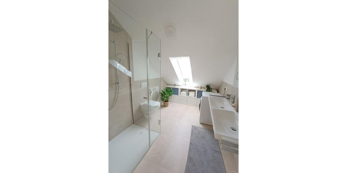 Dachgeschoßwohnung Bad Füssing - 4 Zimmer, 107 m&sup2;, 1.819&euro; | Angebot:23672331