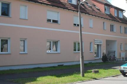 Wohnung Teuchern - 1 Zimmer, 53 m&sup2;, 373&euro; | Angebot:27627523