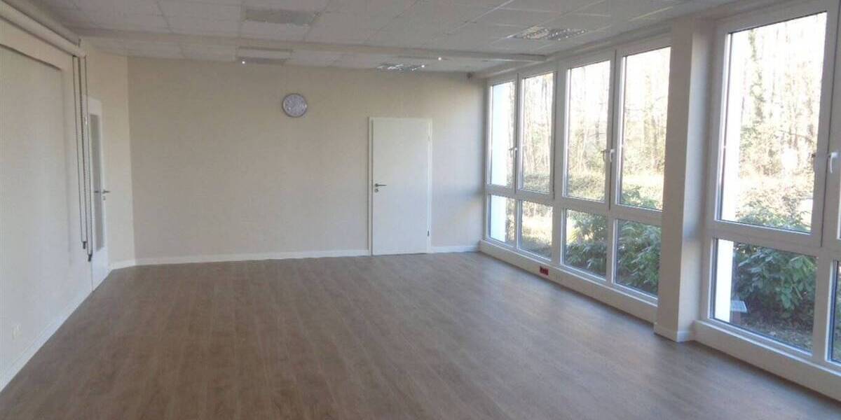 Gewerbeobjekt Steinhagen - 3 Zimmer, 120 m&sup2;, 1.200&euro; | Angebot:23886457