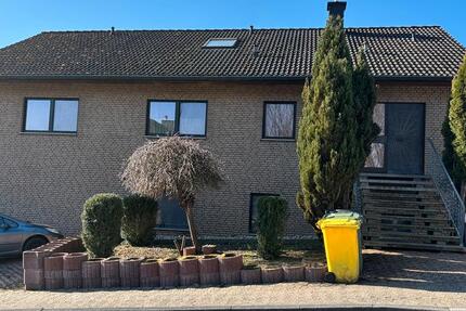 Haus Wenden - 6 Zimmer, 181 m&sup2;, 2.000&euro; | Angebot:25307307