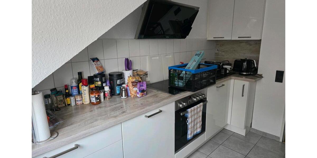 Dachgeschoßwohnung Düren Distelrath - 3 Zimmer, 77 m&sup2;, 899&euro; | Angebot:26250347
