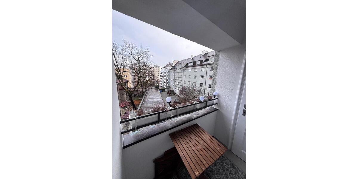 Etagenwohnung München Schwabing-Freimann - 4 Zimmer, 113 m&sup2;, 3.650&euro; | Angebot:26048389