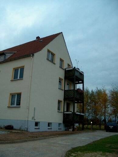 Etagenwohnung Seelitz Gröblitz - 4 Zimmer, 73 m&sup2;, 435&euro; | Angebot:26217750