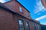 Mehrfamilienhaus, Wohnhaus Hage - 10 Zimmer, 550 m&sup2;, 950&euro; | Angebot:26665680