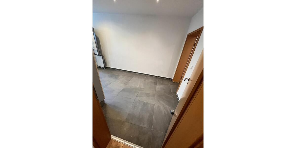 Etagenwohnung Bayreuth Altstadt - 3 Zimmer, 85 m&sup2;, 1.000&euro; | Angebot:26681380