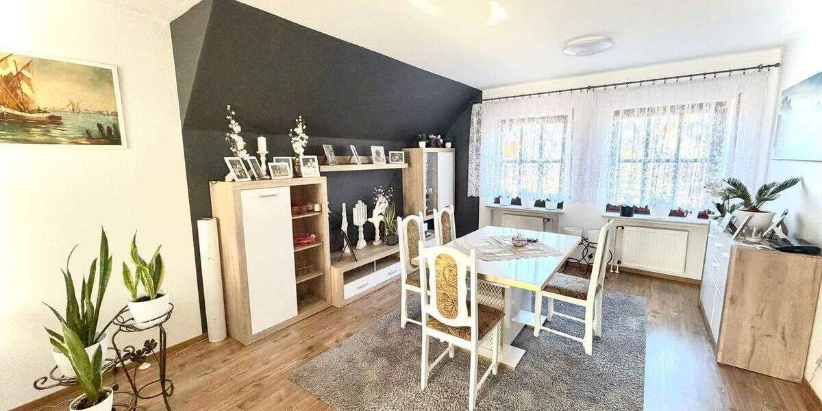 Etagenwohnung Fürstenau - 3 Zimmer, 84 m&sup2;, 560&euro; | Angebot:26401177