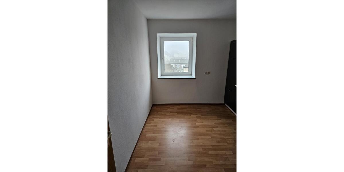 Etagenwohnung Wiesau Kornthan - 2 Zimmer, 51 m&sup2;, 295&euro; | Angebot:26278121