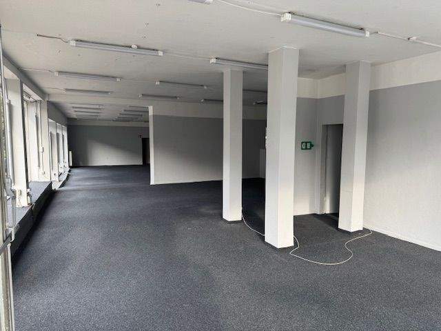 Gewerbeobjekt Kassel West - 2.200&euro; | Angebot:24780277