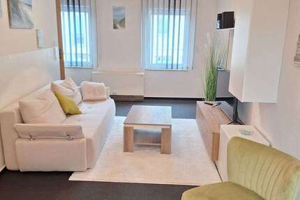 Haus Gützkow - 2 Zimmer, 69 m&sup2;, 485&euro; | Angebot:26173333