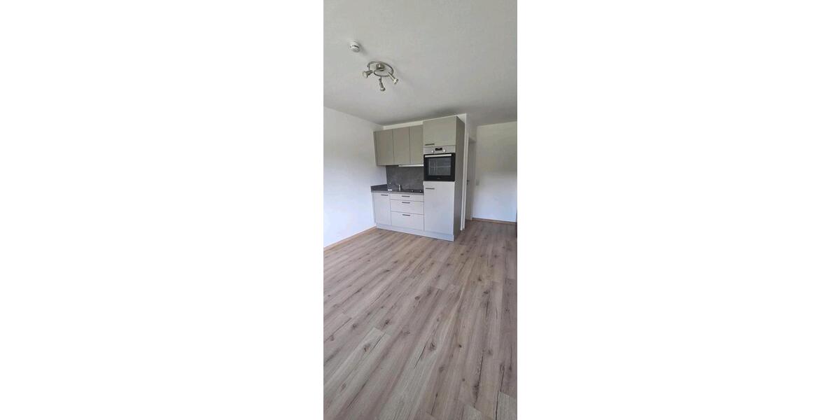 Etagenwohnung Ochsenhausen - 1 Zimmer, 13 m&sup2;, 450&euro; | Angebot:26701926