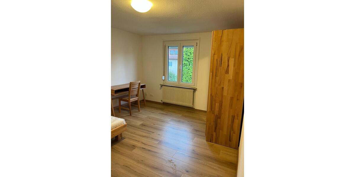 Wohnen auf Zeit Villingen-Schwenningen Schwenningen - 1 Zimmer, 15 m&sup2;, 415&euro; | Angebot:26268204