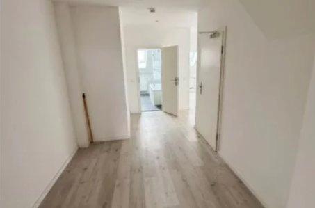 Dachgeschoßwohnung Rathenow - 2 Zimmer, 97 m&sup2;, 760&euro; | Angebot:26163984