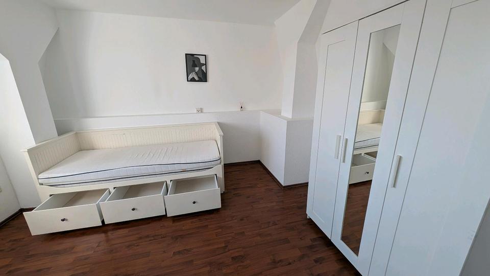 Wohnen auf Zeit Bremerhaven Lehe - 6 Zimmer, 170 m&sup2;, 350&euro; | Angebot:26477405