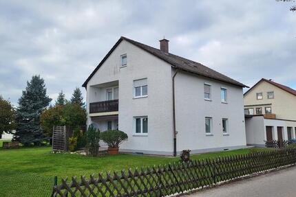 3-Zimmer-Wohnung im OG mit Garage und Garten in Klosterlechfeld zimmer