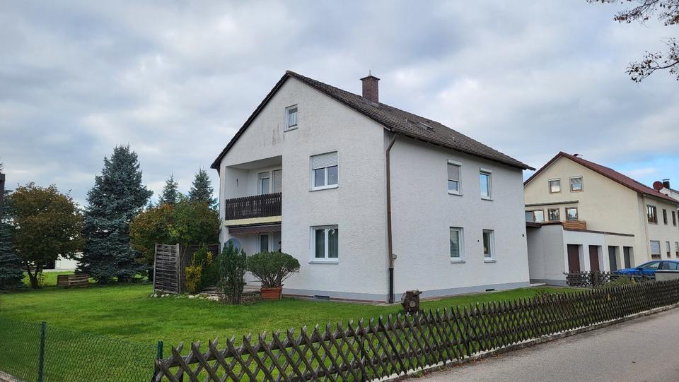 3-Zimmer-Wohnung im OG mit Garage und Garten in Klosterlechfeld zimmer