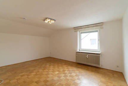 Gemütliche 3 Zimmer Wohnung in einem kleineren Mehrfamilienhaus (Nur 3 Wohnungen)