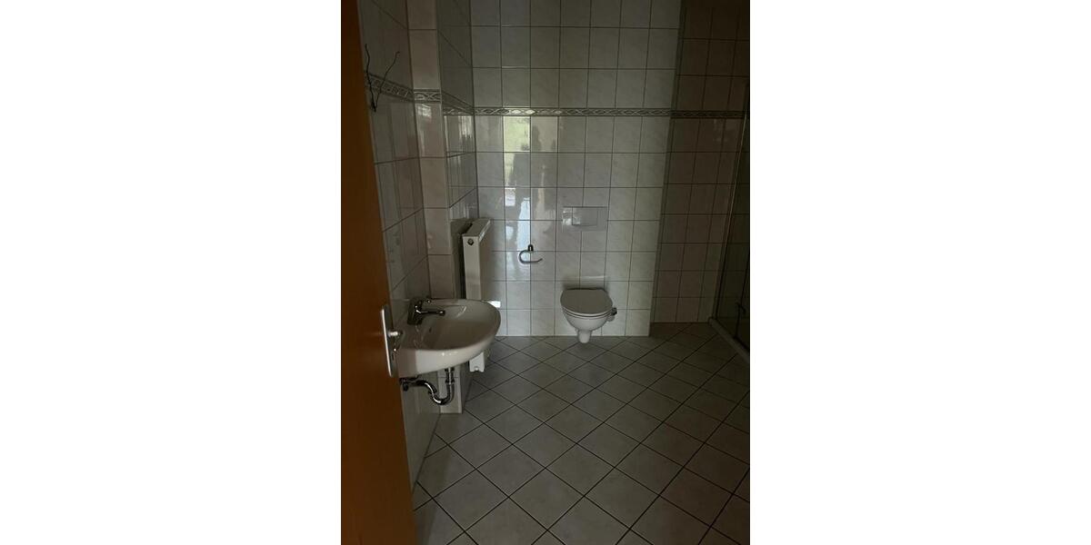 Erdgeschoßwohnung Nordhausen - 3 Zimmer, 110 m&sup2;, 850&euro; | Angebot:24850054