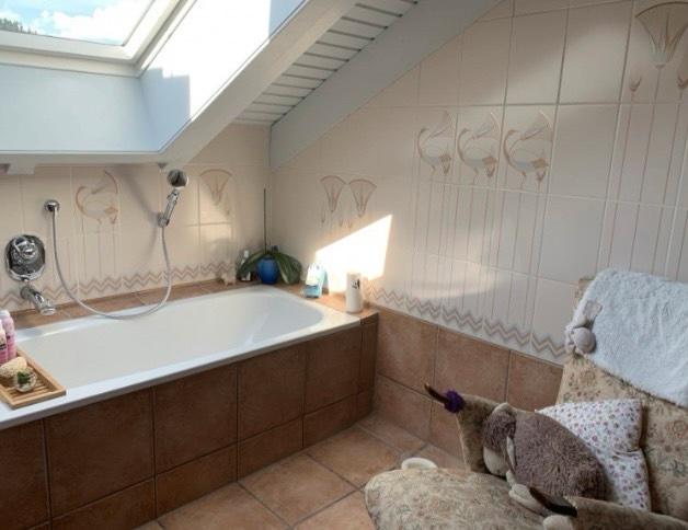 Dachgeschoßwohnung Schiltach - 4 Zimmer, 109 m&sup2;, 1.250&euro; | Angebot:26019835