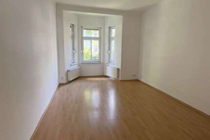 Wohnung Magdeburg Nordwest - 3 Zimmer, 74 m&sup2;, 533&euro; | Angebot:25302058