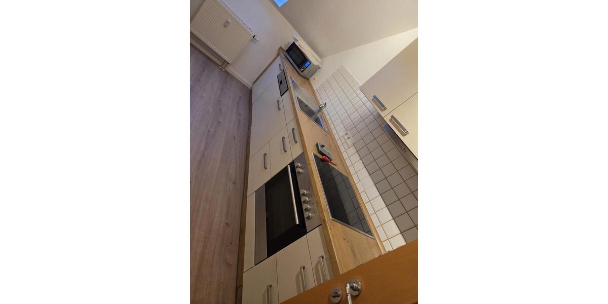 Moderne 3 Zimmer Dachgeschosswohnung mit EBK in Niederaula 3 zimmer