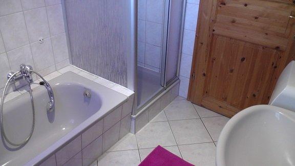 Etagenwohnung Saal - 60&euro; | Angebot:26640876