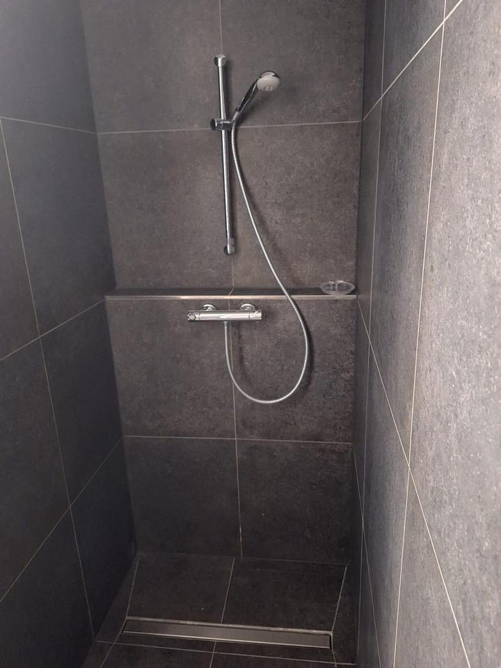 Exklusive 2 Zimmer Neubauwohnung mit Stellplatz und Einbauküche zimmer