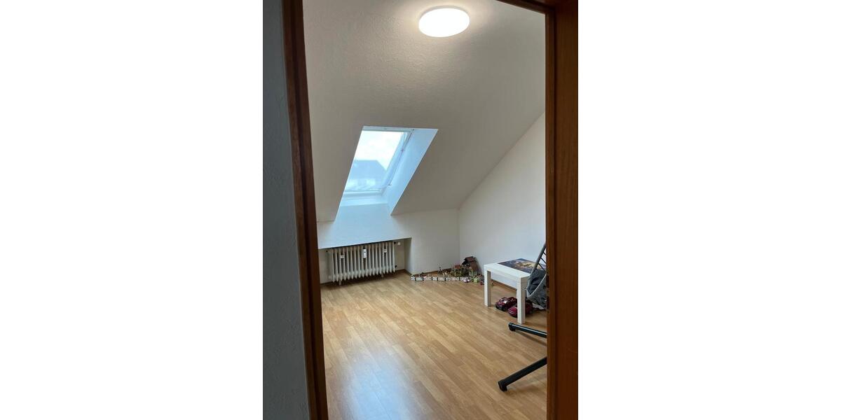 Dachgeschoßwohnung Heusweiler - 4 Zimmer, 106 m&sup2;, 670&euro; | Angebot:26251612