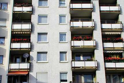 Wohnung Pforzheim Weststadt - 3 Zimmer, 95 m&sup2;, 825&euro; | Angebot:26469692
