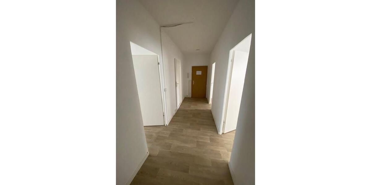 Erdgeschoßwohnung Borna - 3 Zimmer, 70 m&sup2;, 399&euro; | Angebot:25721645